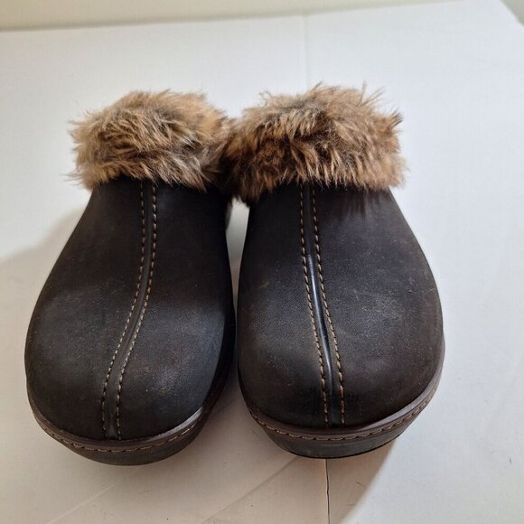 crocs Shoes - Crocs Womens Cobbler Nubuck Shoes Women 8